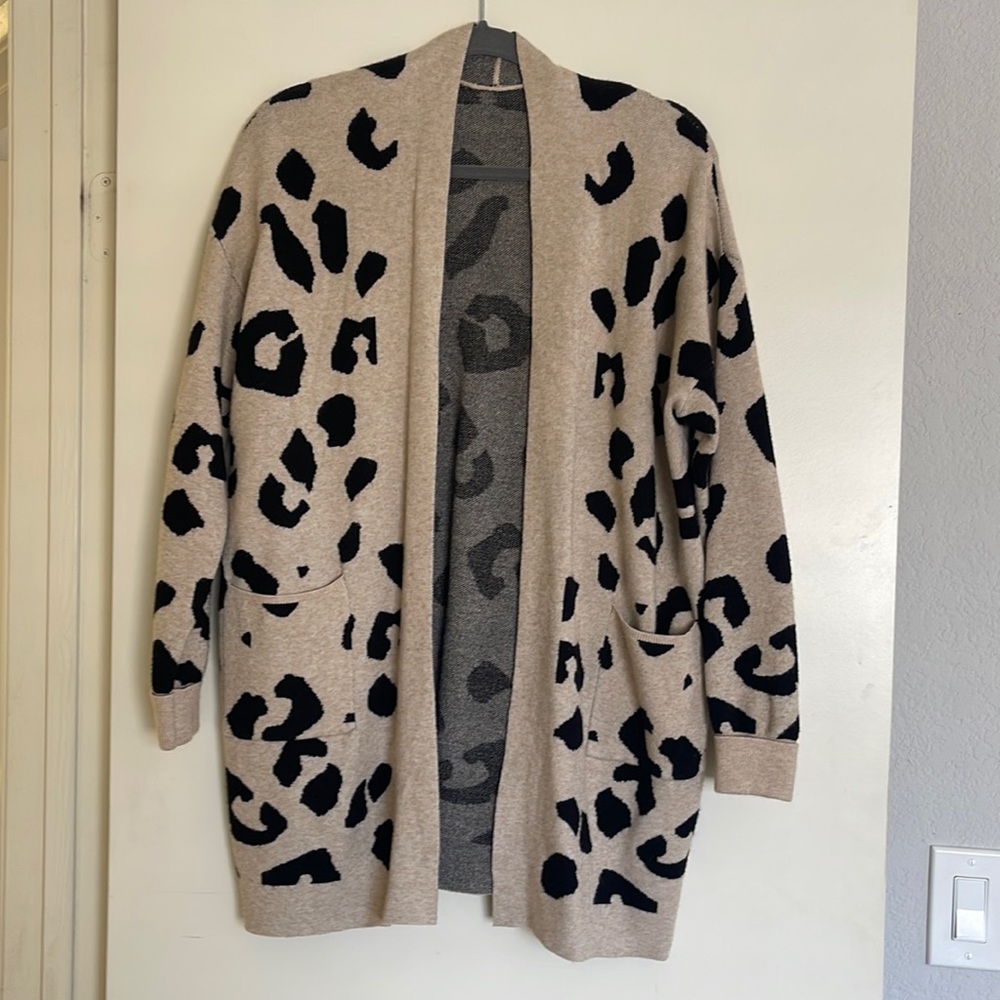 leopard cardigan, size small